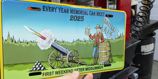100 custom license plates for a car show in Sweden